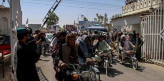 Talibanes toman el control de Afganistán