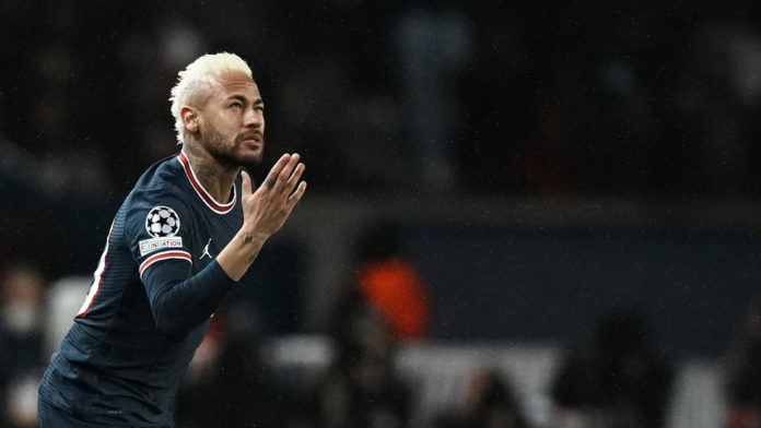 El insólito fallo de Neymar al lanzar una pena máxima corre por la Red
