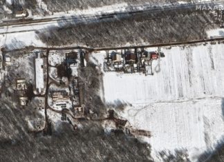 Ucrania niega una ofensiva en el Donbás y dice respetar los Acuerdos de Minsk