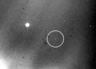 Captan imágenes de los restos del cohete de SpaceX que pronto colisionarán con la Luna
