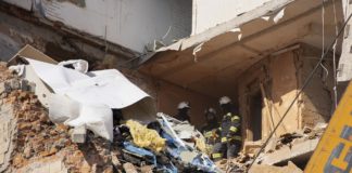 Ucrania y Rusia retoman un difícil diálogo mientras siguen los combates