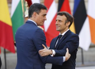 Macron: «Estoy preocupado y pesimista. No veo realista un alto el fuego»