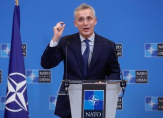 La OTAN cree que Rusia podría usar armas químicas en una operación falsa en Ucrania