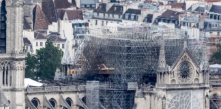 Hallan importantes restos medievales en la reconstrucción de Notre Dame