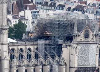 Hallan importantes restos medievales en la reconstrucción de Notre Dame
