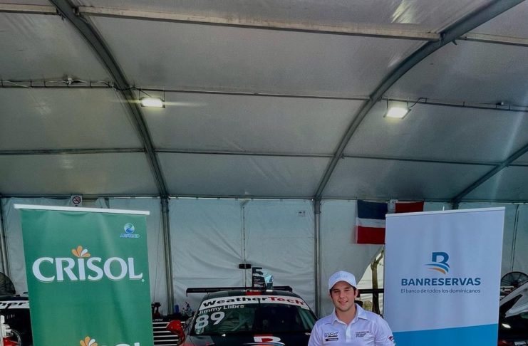Jimmy Llibre gana primera carrera del Sprint Challenge en Miami