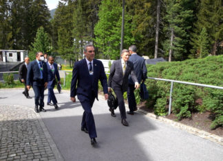 Presidente Abinader arriba a Davos para participar en Foro Económico Mundial