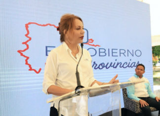 Ministra de Cultura rinde cuentas y escucha demandas sociales de la circunscripción 1 del Distrito Nacional