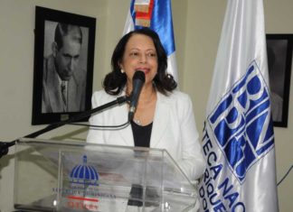 Unión de Escritores Dominicanos solicita pagos a literatos que laboraron en la Feria del Libro