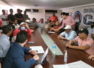CNTT y URBE integran mesa de diálogo en busca de solución a choferes de Santiago ante construcción monorriel y teleférico