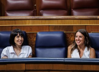 España aprueba definitivamente la ley sobre delitos de violación España aprueba definitivamente la ley del 'Solo sí es sí', que reforma las penas para los delitos de violación