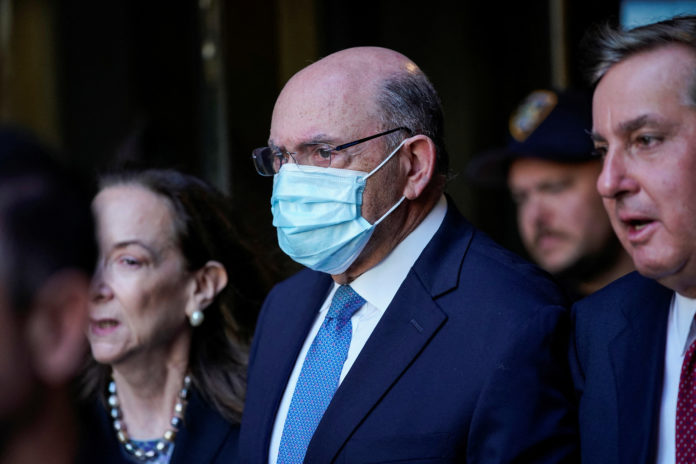 El ex director financiero de la empresa familiar de Donald Trump se declaró culpable de fraude y evasión fiscal El ex director financiero de la empresa familiar de Donald Trump se declaró culpable de fraude y evasión fiscal