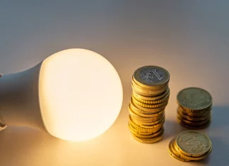 Advierten que la economía española se ralentizará y la inflación durará más tiempo de lo esperado