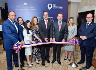 Inauguran exposición comercial HUB Cámara Santo Domingo 2022