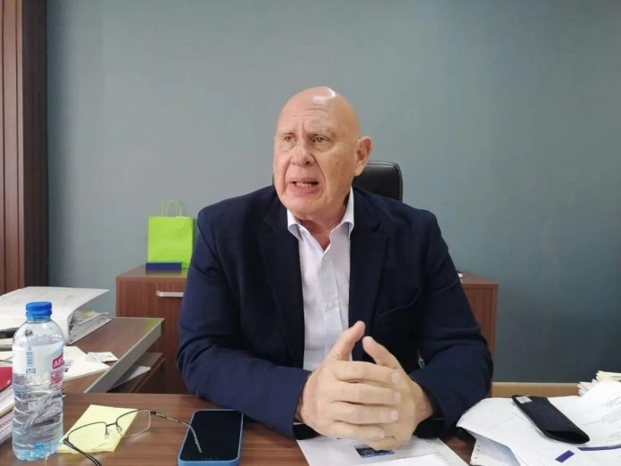 Senador Pedro Catrain destaca respuesta inmediata del gobierno tras paso de huracán Fiona por zona este