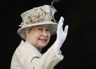 La reina Isabel II murió de “vejez”, según certificado de defunción