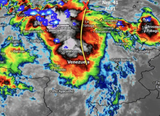 Fuertes lluvias en Venezuela provocan derrumbes en varias ciudades del país