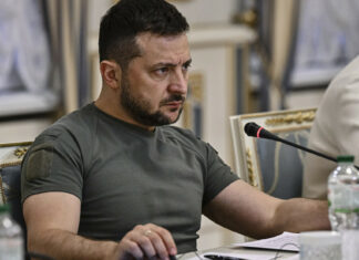 Zelenski insta a la OTAN a lanzar un «ataque preventivo» contra Rusia