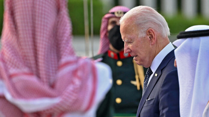 El príncipe heredero saudí se burla en privado de Biden