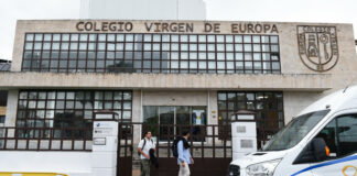 Investigan en España a un profesor por grabar a sus alumnas de 12 años en ropa interior durante una década