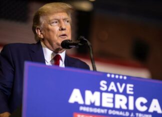 Trump considera que «la estupidez» de Joe Biden podría provocar la Tercera Guerra Mundial Trump advierte que "la estupidez" de Joe Biden podría provocar la Tercera Guerra Mundial