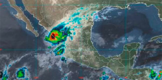 El huracán Orlene toca tierra en México