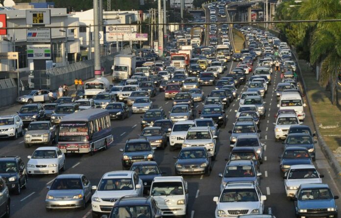 En dos años RD asciende a 5,387,020 su parque vehicular