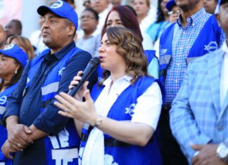Gloria Reyes deja iniciado el Censo en SDO; 650 personas estarán trabajando