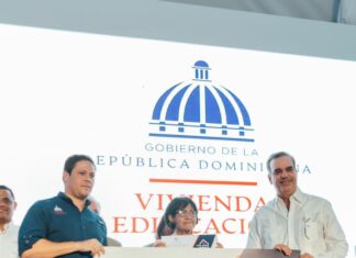 Gobierno entrega “Bono Saldo Mi Hogar» con una inversión de más RD$2,000 millones Gobierno entrega “Bono Saldo Mi Hogar" con una inversión de más RD$2,000 millones