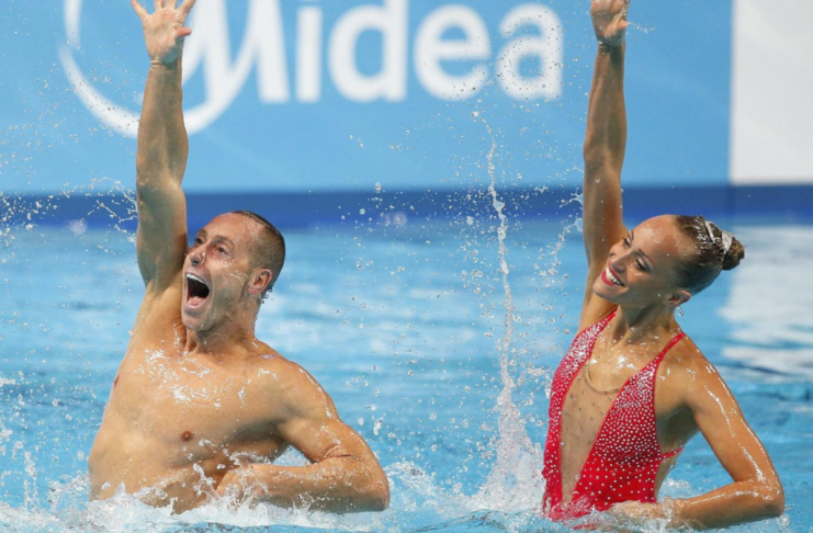 Hombres podrán competir en natación artística en los Juegos Olímpicos Imagen Ilustrada