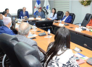 CNSS que gestiona conflicto entre CMD y ARS se reúne nuevamente