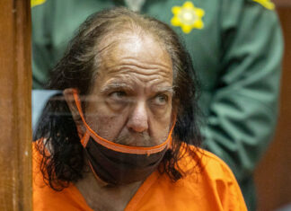 Declaran al actor porno Ron Jeremy incompetente para ser juzgado por violación Imagen Ilustrada