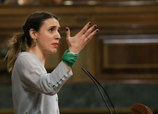 Doctor en España se pronuncia ante la polémica del «hijes» de la ministra de Igualdad Imagen Ilustrada