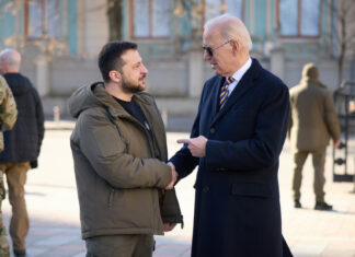 Biden llega a Kiev: una visita acordada con Rusia