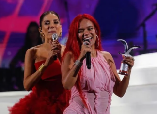 Karol G gana gaviota de oro y plata en festival de Viña del Mar