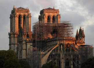 El incendio en la catedral de Notre Dame de París revela un nuevo detalle de su construcción