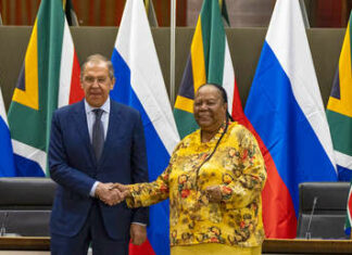 Sudáfrica descarta romper las relaciones de amistad con Rusia