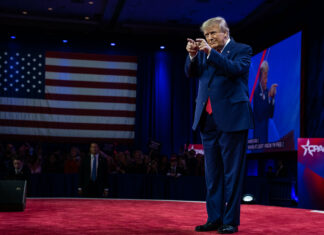 Trump reacciona a los planes de Biden de presentarse a la reelección