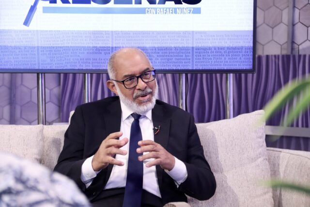 Persio Maldonado dice estudios hechos por la OCD reflejan una ausencia de políticas de protección a los medios