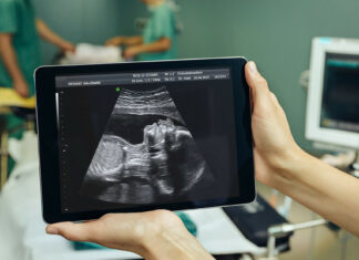 Realizan por primera vez una cirugía cerebral intrauterina un feto Imagen Ilustrada