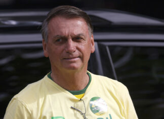 Bolsonaro niega su participación en la manipulación de certificados de vacunación