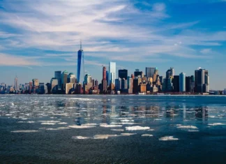 Nueva York se hunde por el peso excesivo de los rascacielos Imagen Ilustrada