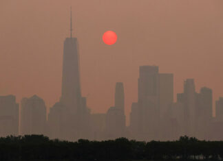 El humo de los incendios de Canadá oscurece Nueva York y pone en alerta a la costa este de EE.UU.