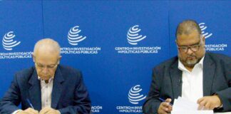 El Centro de Investigación de Políticas Públicas (CIPP) y la Universidad Interamericana de Puerto Rico (UIPR) firmaron un acuerdo de colaboración con la finalidad de desarrollar proyectos conjuntos en programas académicos, de investigación, intercambio de profesores y estudiantes, así como en actividades culturales.