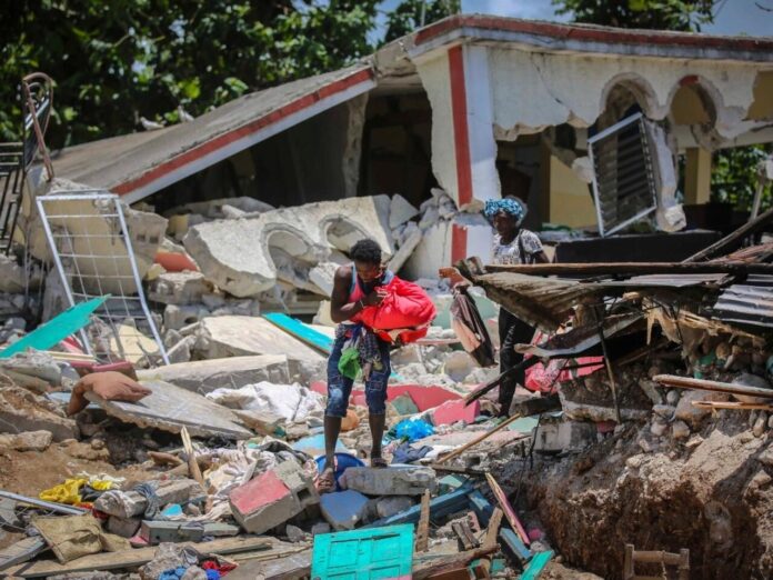El terremoto se registró antes del amanecer cerca de la ciudad costera de Jeremie.