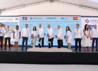 Presidente concluye jornada de actividades en La Romana y San Pedro