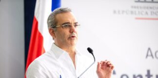 Presidente Abinader entrega puente Ugamba en la provincia Duarte