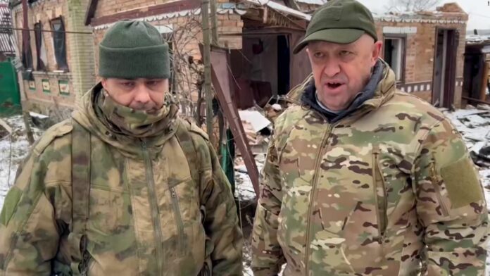 El líder de Wagner acepta la propuesta de Lukashenko de detener el movimiento de sus fuerzas en territorio ruso