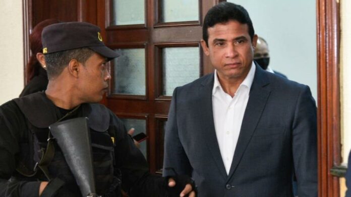 Fallo en juicio preliminar del caso Coral; se dará el 10 de julio La jueza de Sexto Juzgado de la Instrucción del Distrito Nacional, Yanibet Rivas, concluyó este lunes el juicio preliminar o de las pruebas del caso Operación Coral, cuyo fallo se reservó para darlo a conocer el lunes 10 de julio a las 10:00 de la mañana.