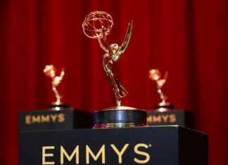 La Academia de Televisión y la cadena Fox han decidido posponer a enero de 2024 la ceremonia de los Premios Emmy ante la huelga que mantienen los sindicatos de actores y guionistas, informó hoy la prensa estadounidense.